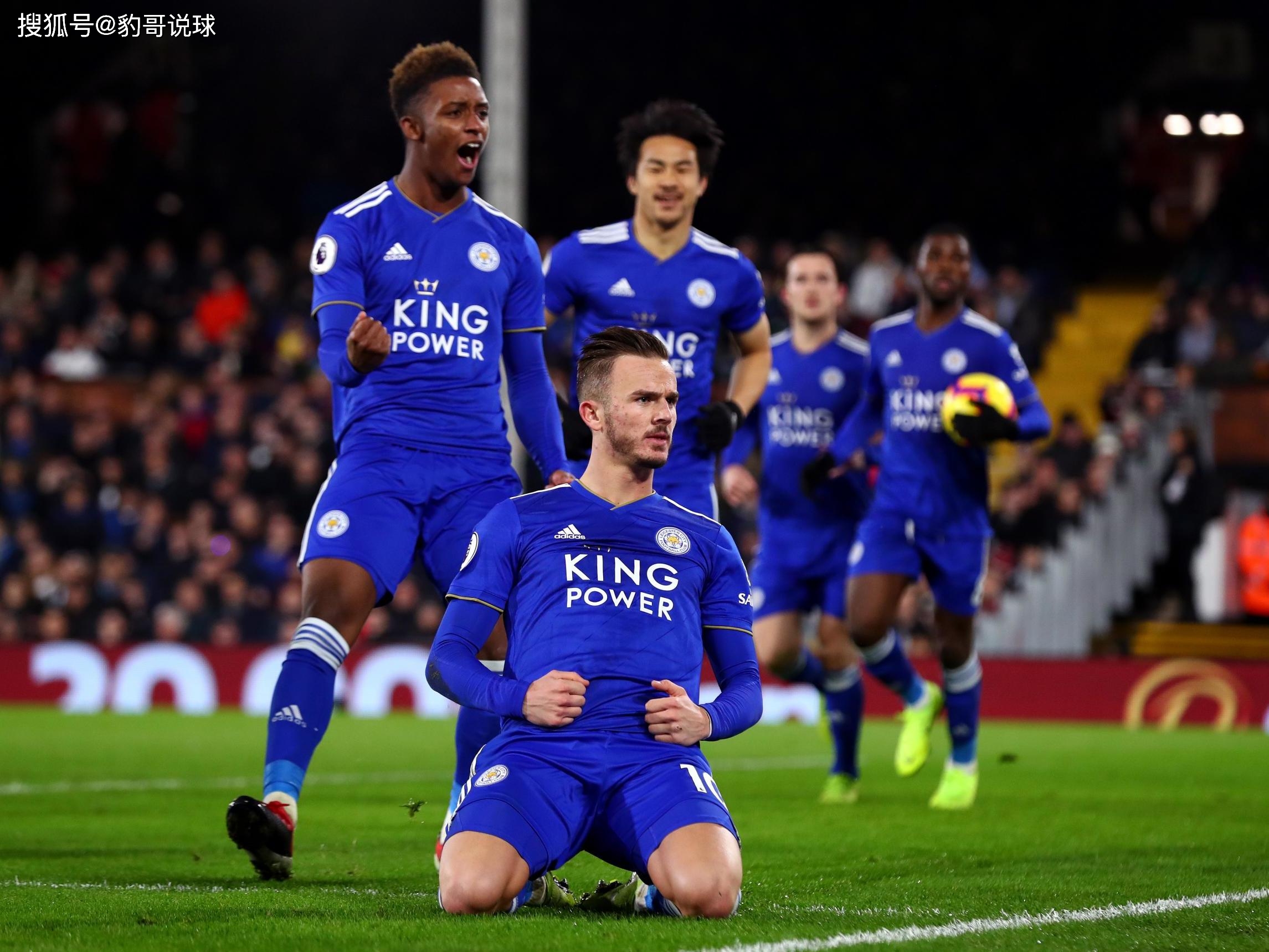 季在防守端 季在防守端